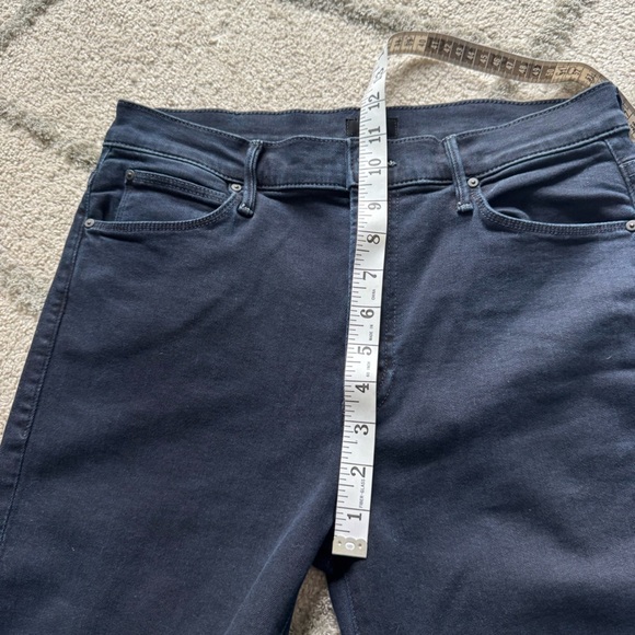 MOTHER jeans The Stunner Zip Two Step Fray In Holding Hands ankle dark wash 29 - Picture 9 of 15